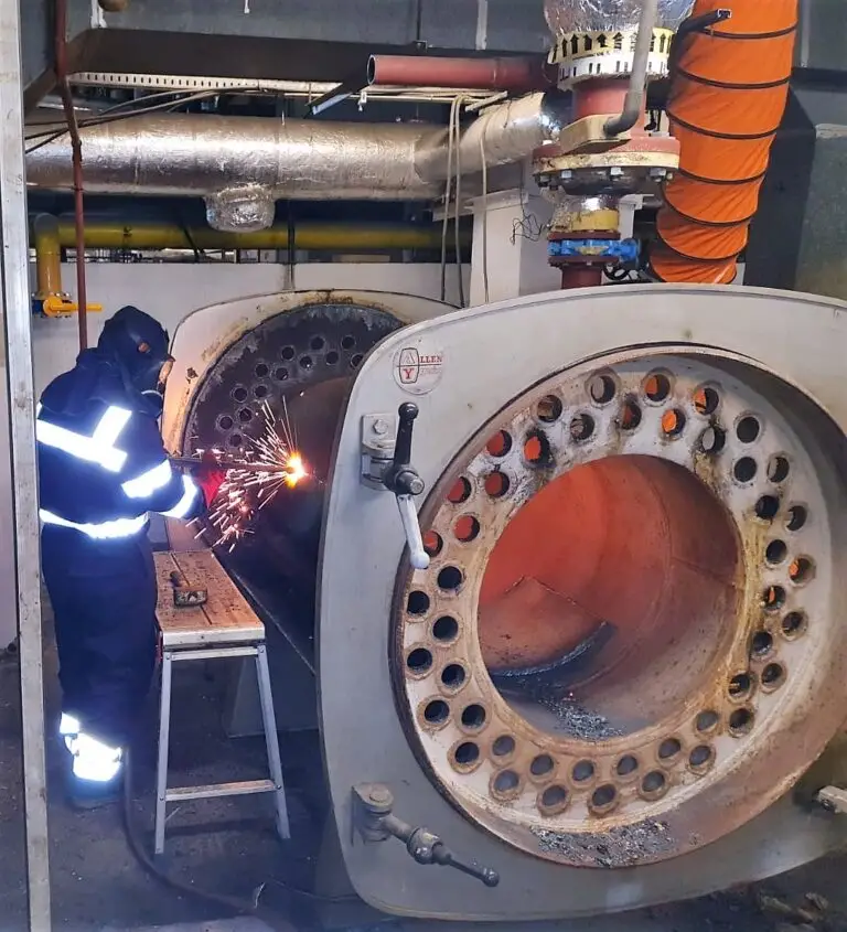 Machinery & heavy plant removal warehouse project picture